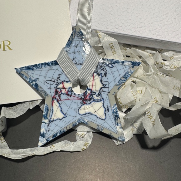 Dior Around the World Ornament~NIB - Picture 2 of 4